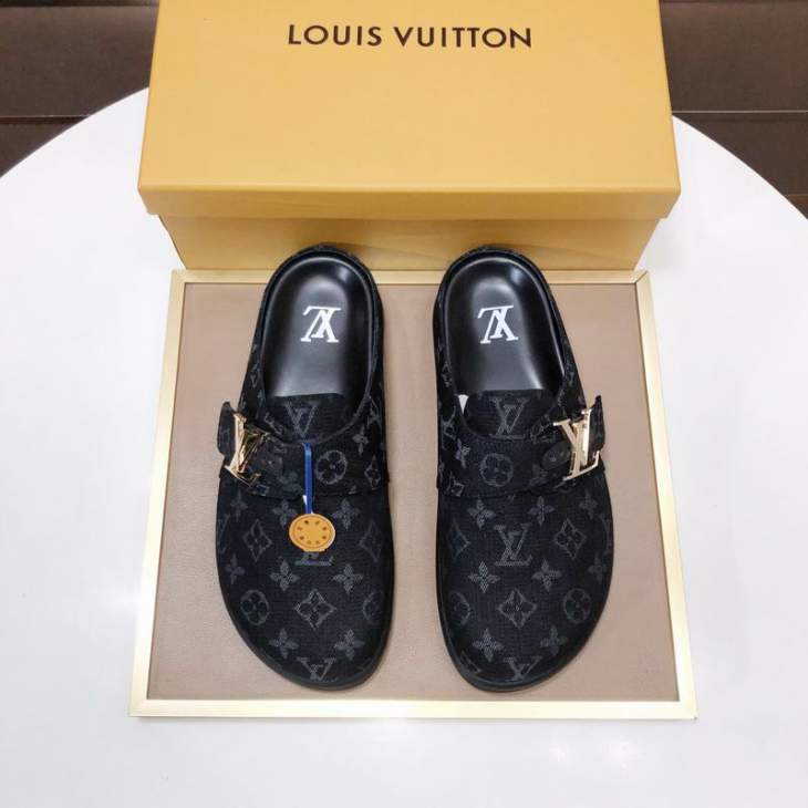 Picture of Louis Vuitton Slippers _SKULVsz38-45hnh0843880